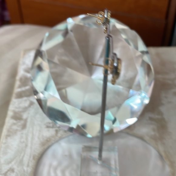 Virgin Mary/Our Lady of Guadalupe Earrings - Picture 3 of 7